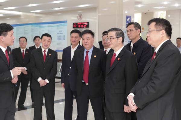 周强在广东调研强调 深入学习 狠抓落实